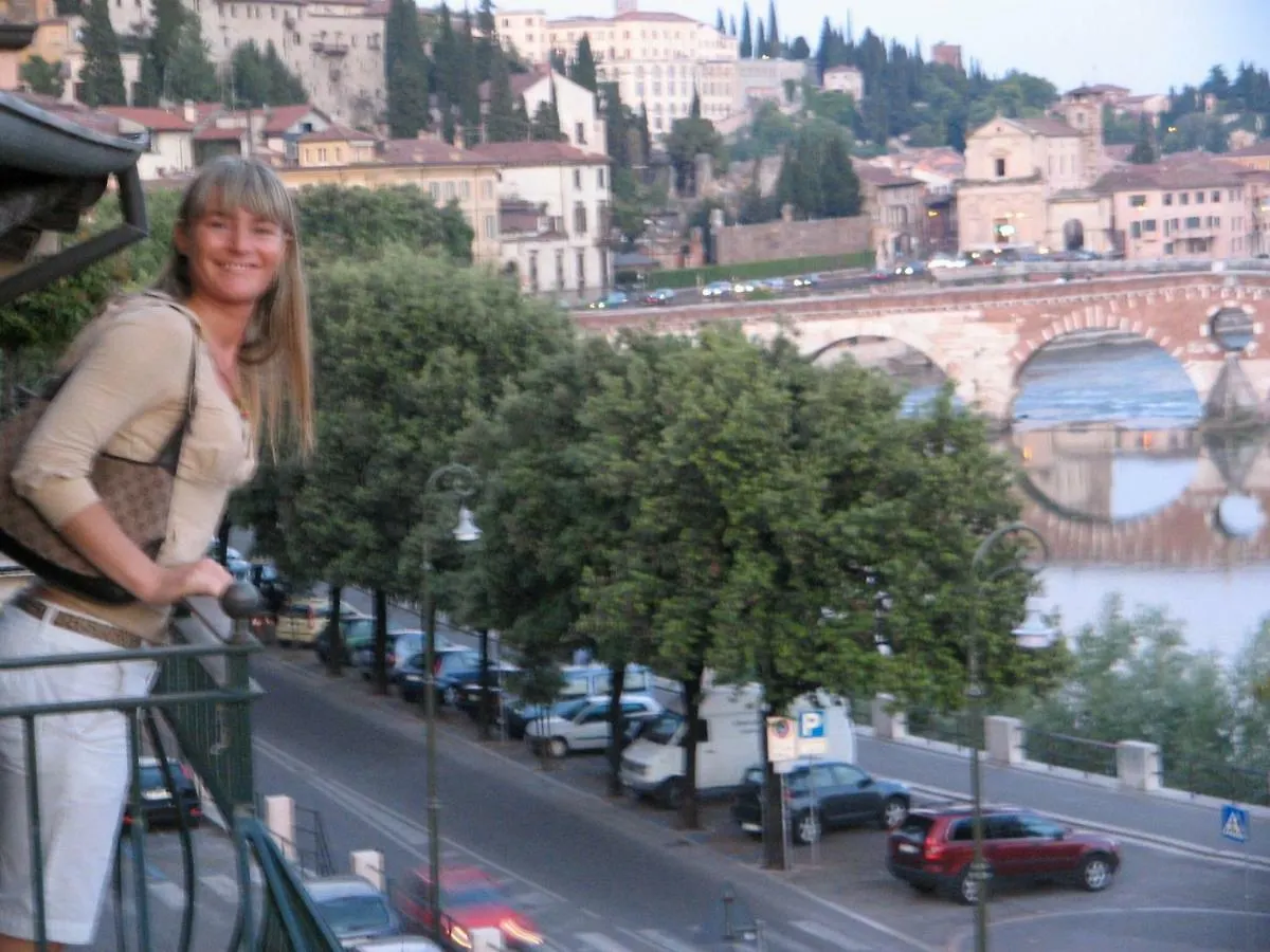 La Piu' Bella Verona 0*,  Italy